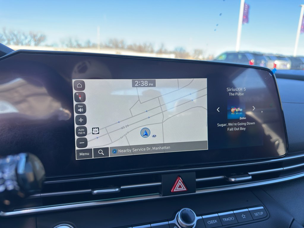 New 2025 Hyundai Elantra Limited image 20