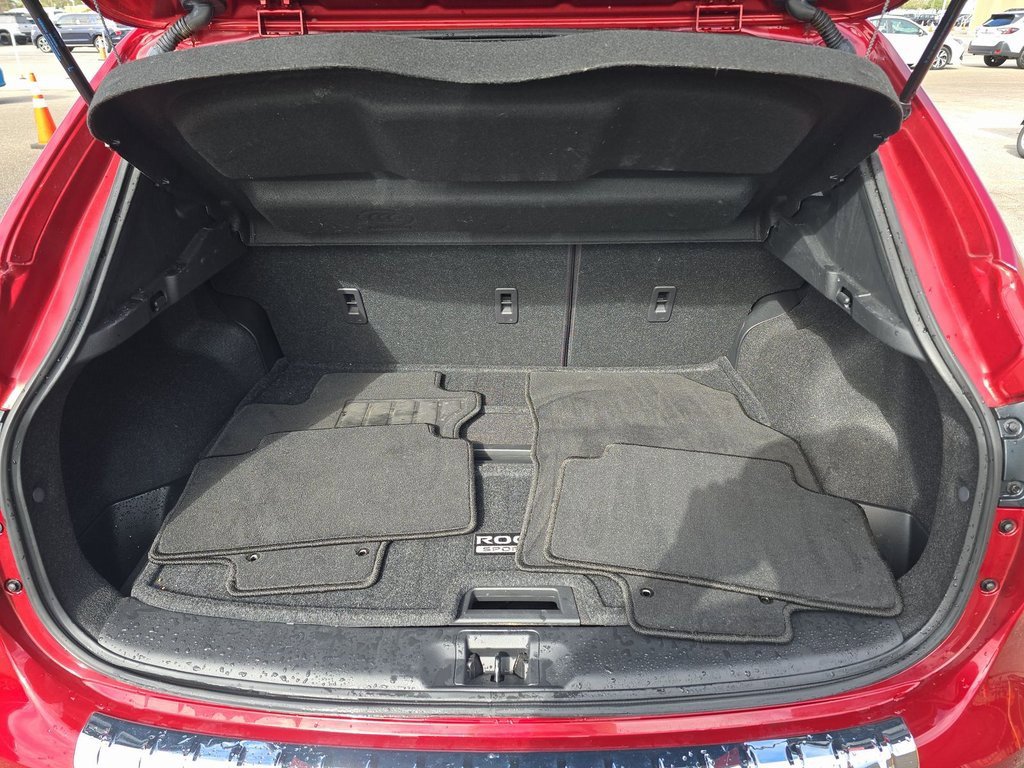 Used 2022 Nissan Rogue Sport SV w/ Technology Package image 16