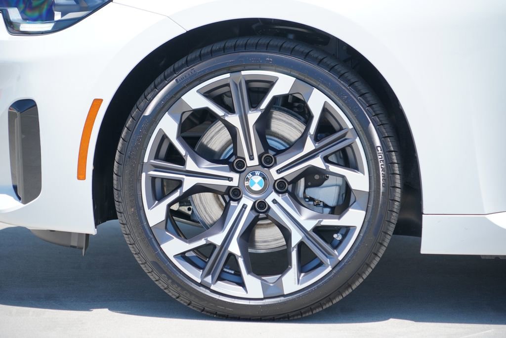 New 2026 BMW 230i xDrive Coupe w/ Convenience Package AWD/4WD image 5