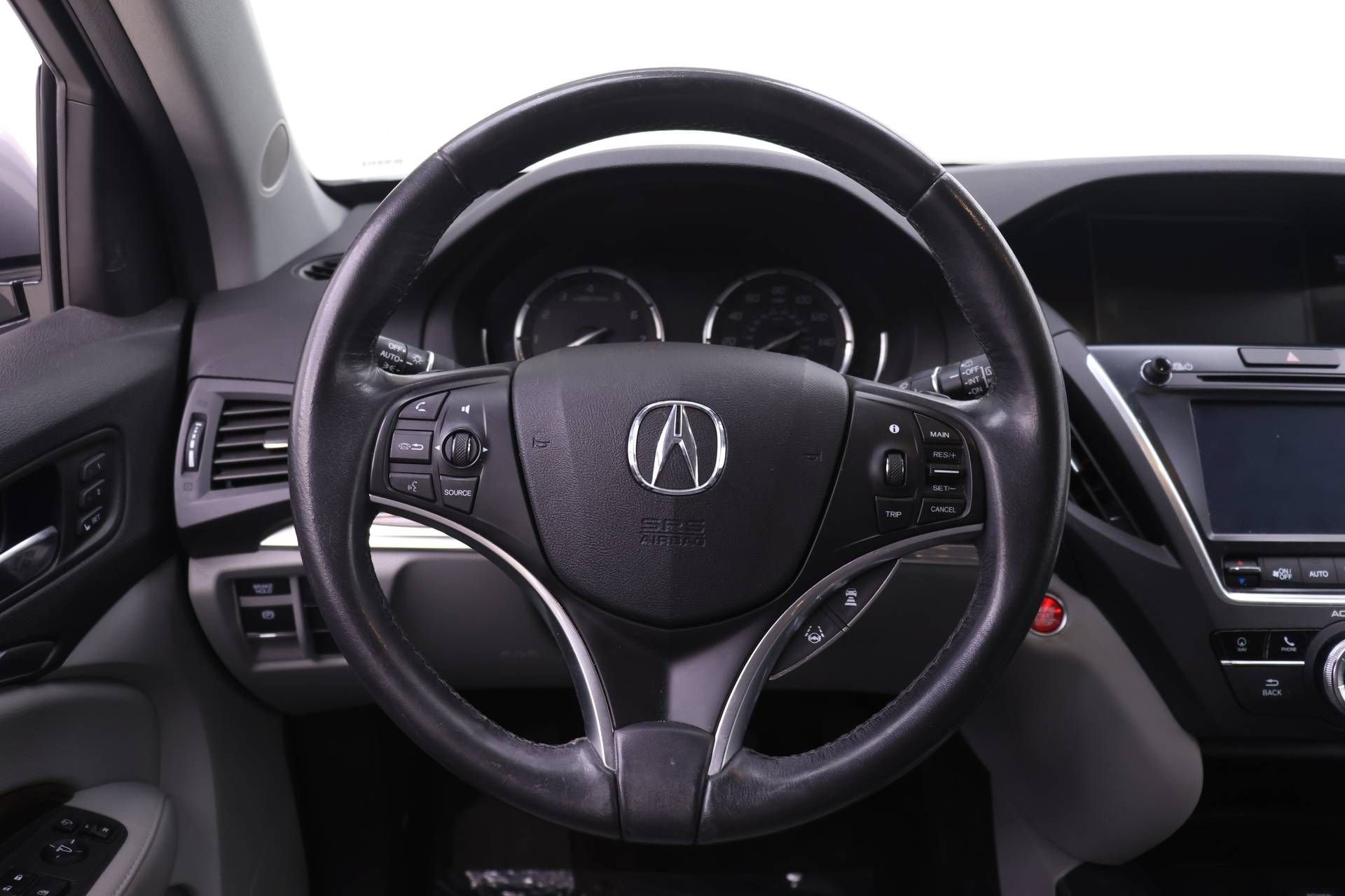Used 2018 Acura MDX SH-AWD w/ Technology Package image 12