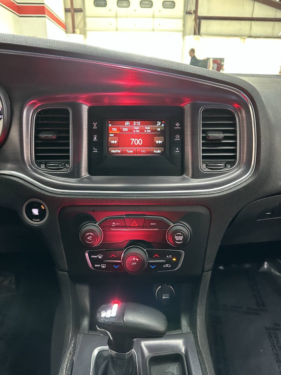 Used 2015 Dodge Charger SE RWD image 28