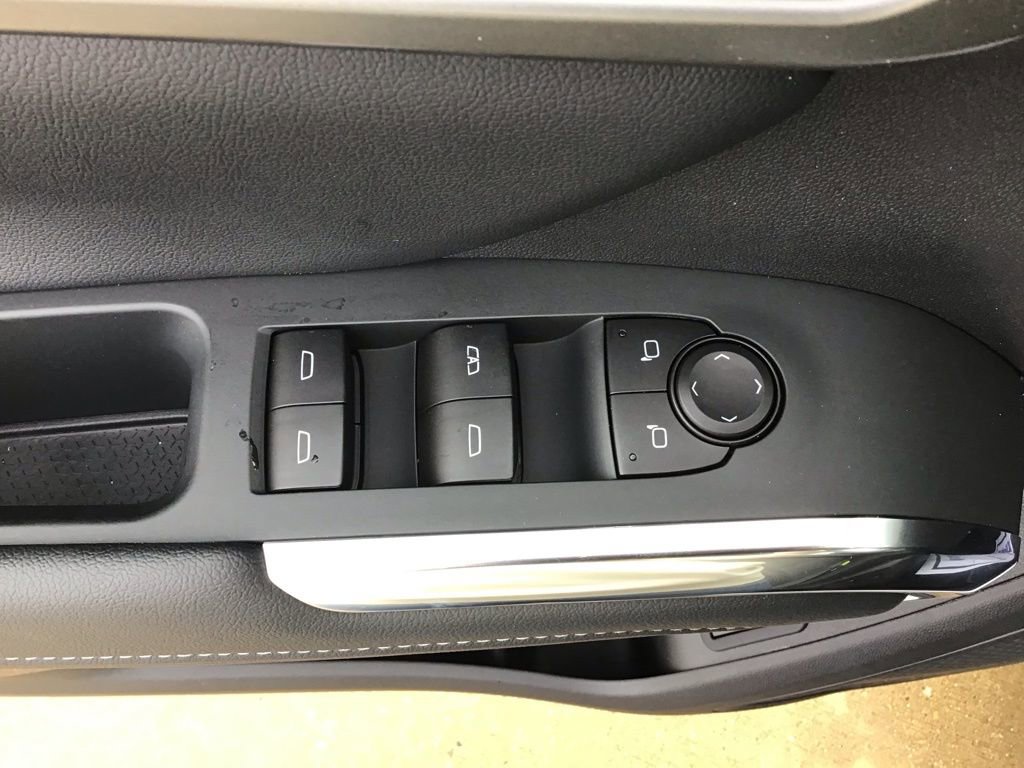 New 2026 Chevrolet Traverse LT w/ Driver Confidence Package image 30