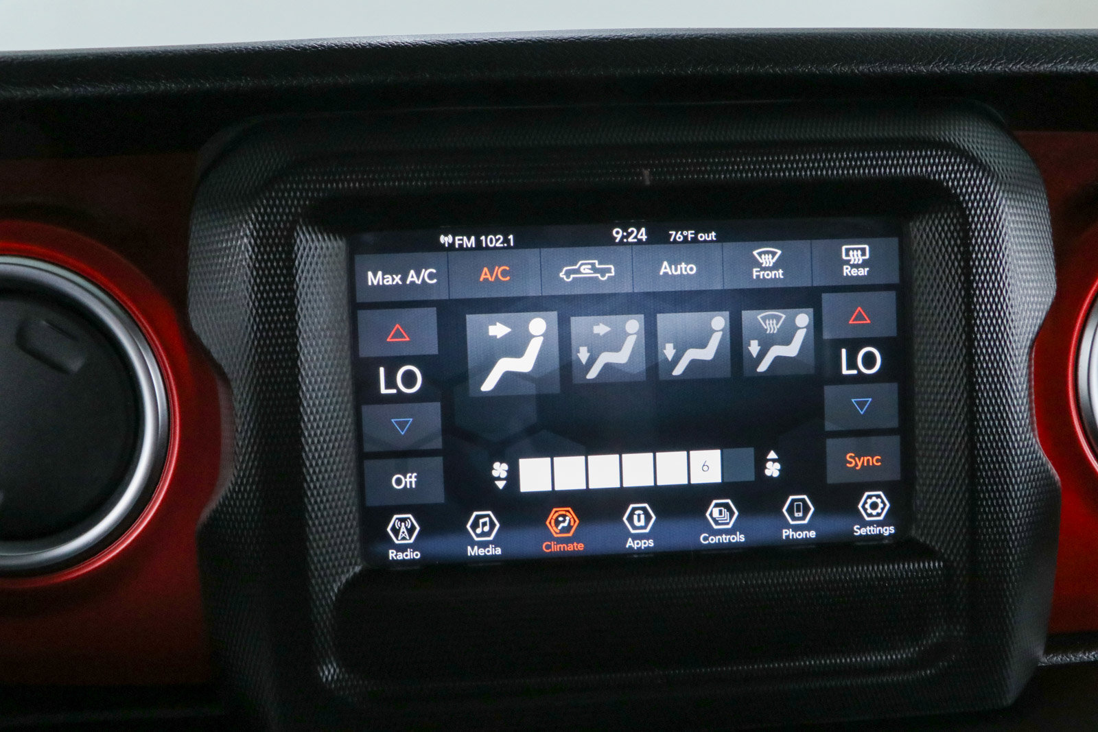 Used 2021 Jeep Gladiator Rubicon w/ LED Lighting Group AWD/4WD image 19