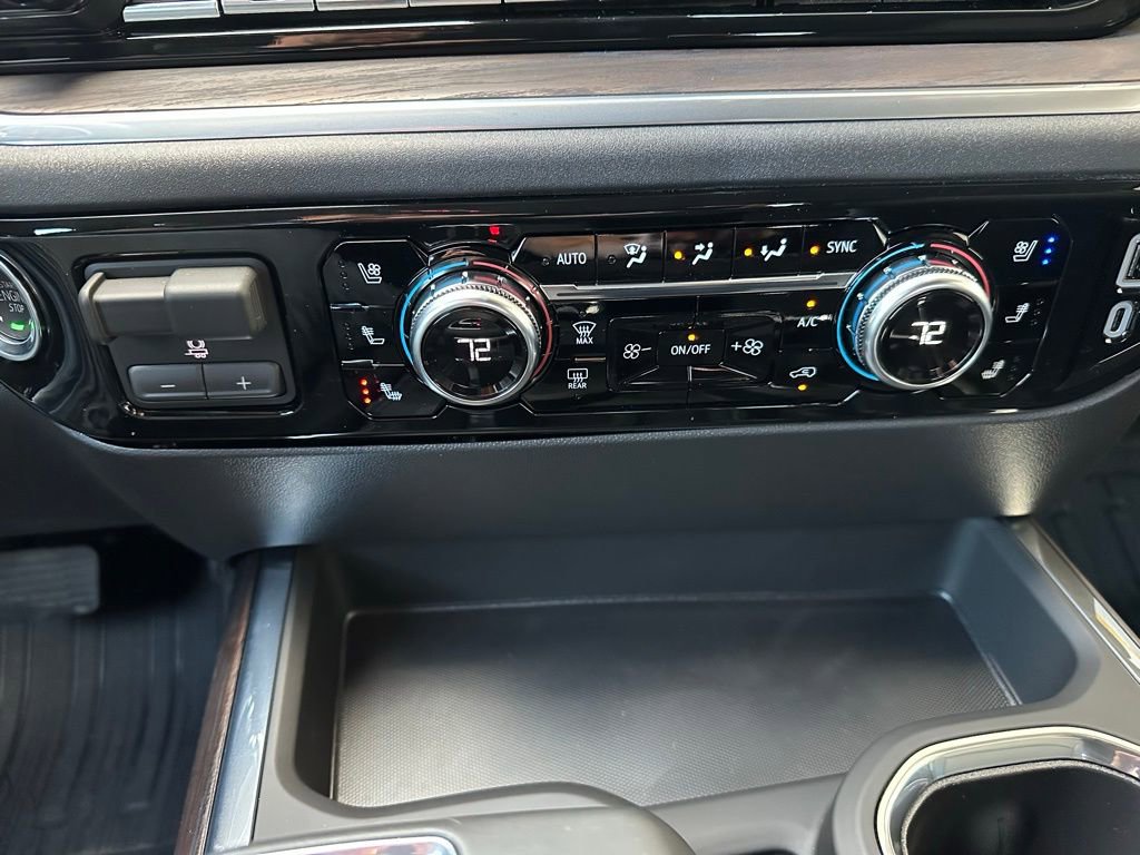 New 2026 GMC Sierra 1500 SLT image 24