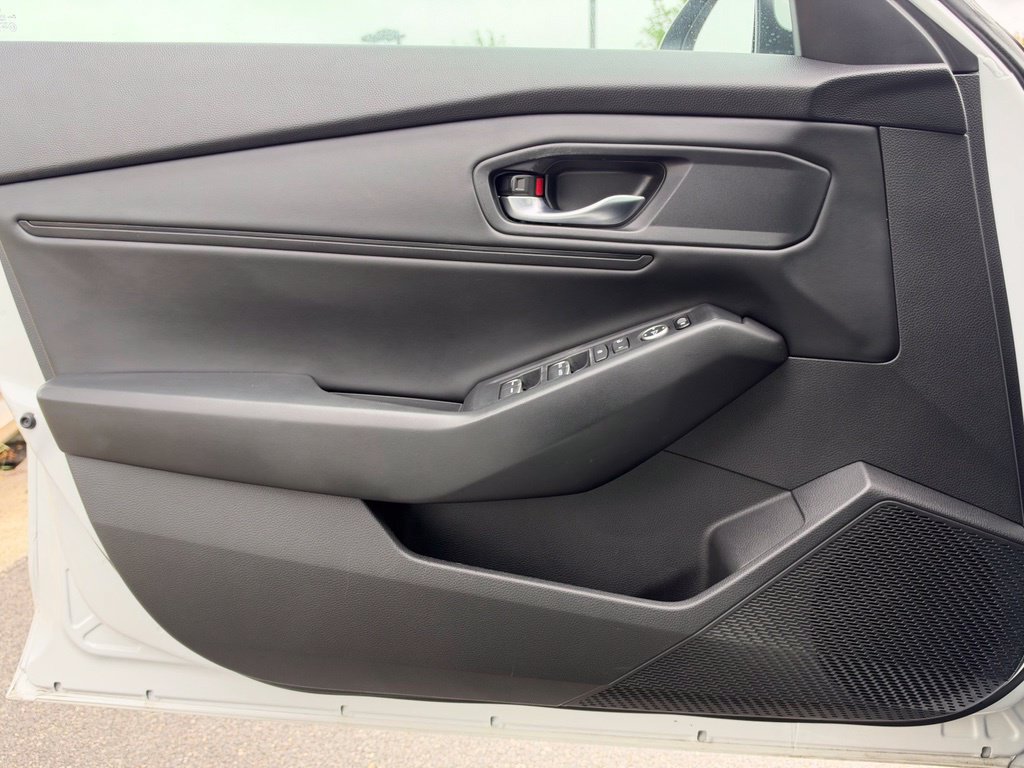 Used 2023 Honda Accord EX image 26