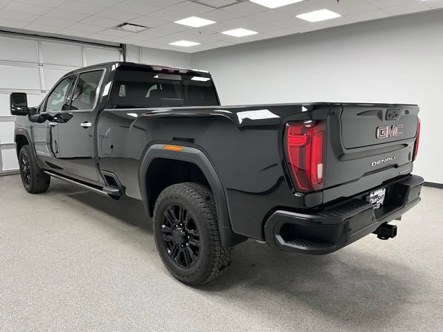 Used 2023 GMC Sierra 3500 Denali w/ Denali Black Diamond Edition AWD/4WD image 8