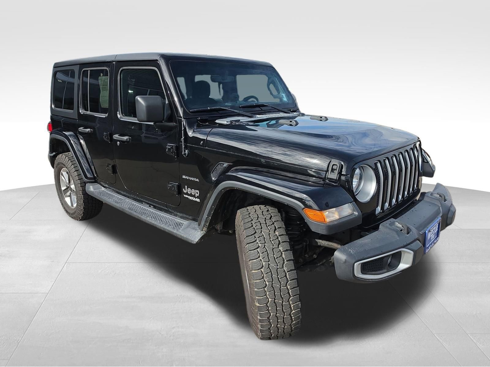 Used 2020 Jeep Wrangler Unlimited Sahara w/ Uconnect 4C Nav & Sound Group image 8