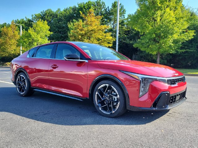 New 2026 Kia K4 GT-Line w/ GT-Line Sunroof Package FWD image 3