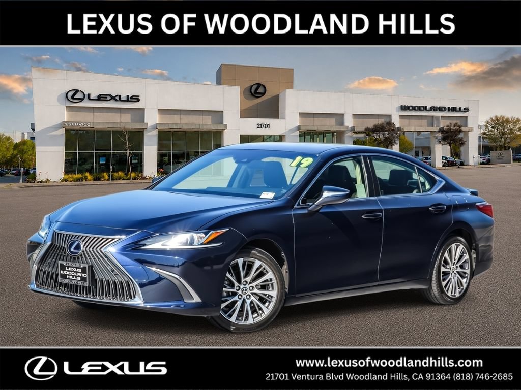 Used 2019 Lexus ES 300h w/ Premium Package FWD image 1