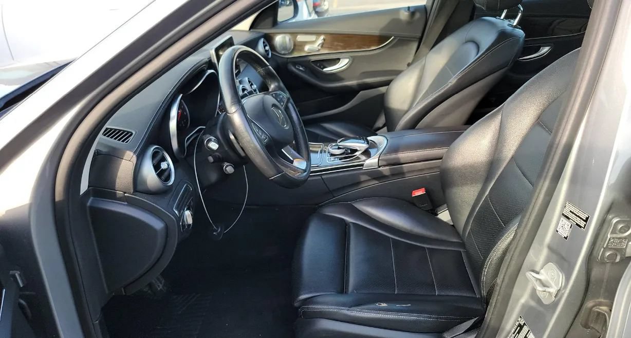 Used 2015 Mercedes-Benz C 300 4MATIC Sedan w/ Premium 1 Package image 5