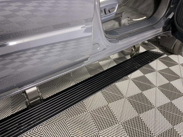 Used 2025 Toyota Tacoma Limited AWD/4WD image 10