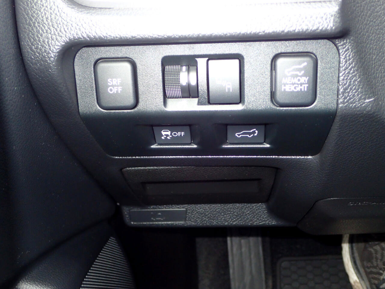 Used 2017 Subaru Forester 2.5i Premium image 23