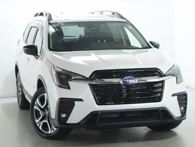 Certified 2025 Subaru Ascent Limited AWD/4WD image 2
