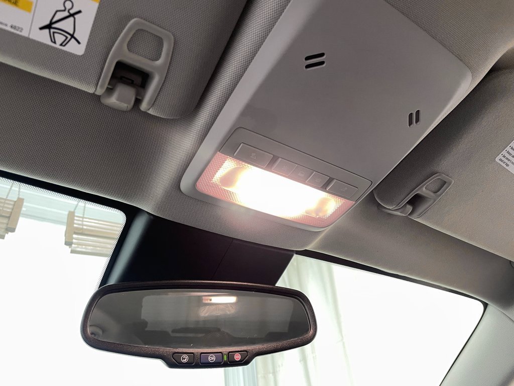 Certified 2019 Buick Encore Sport Touring w/ Safety Package image 26