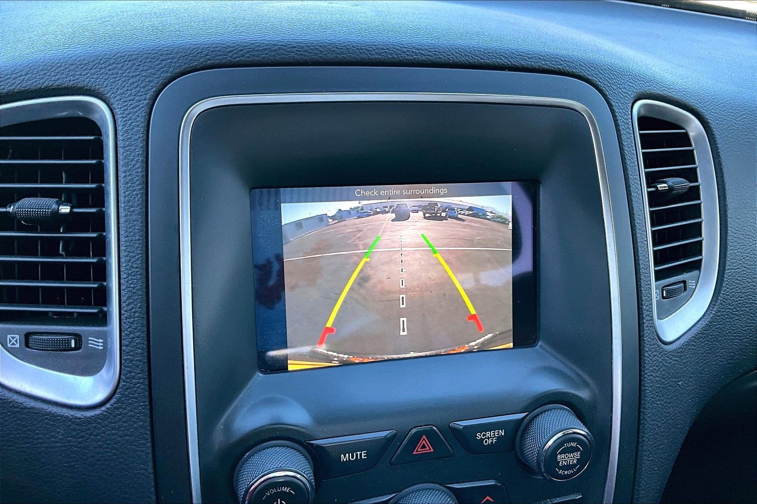 Used 2019 Dodge Durango SXT RWD image 21