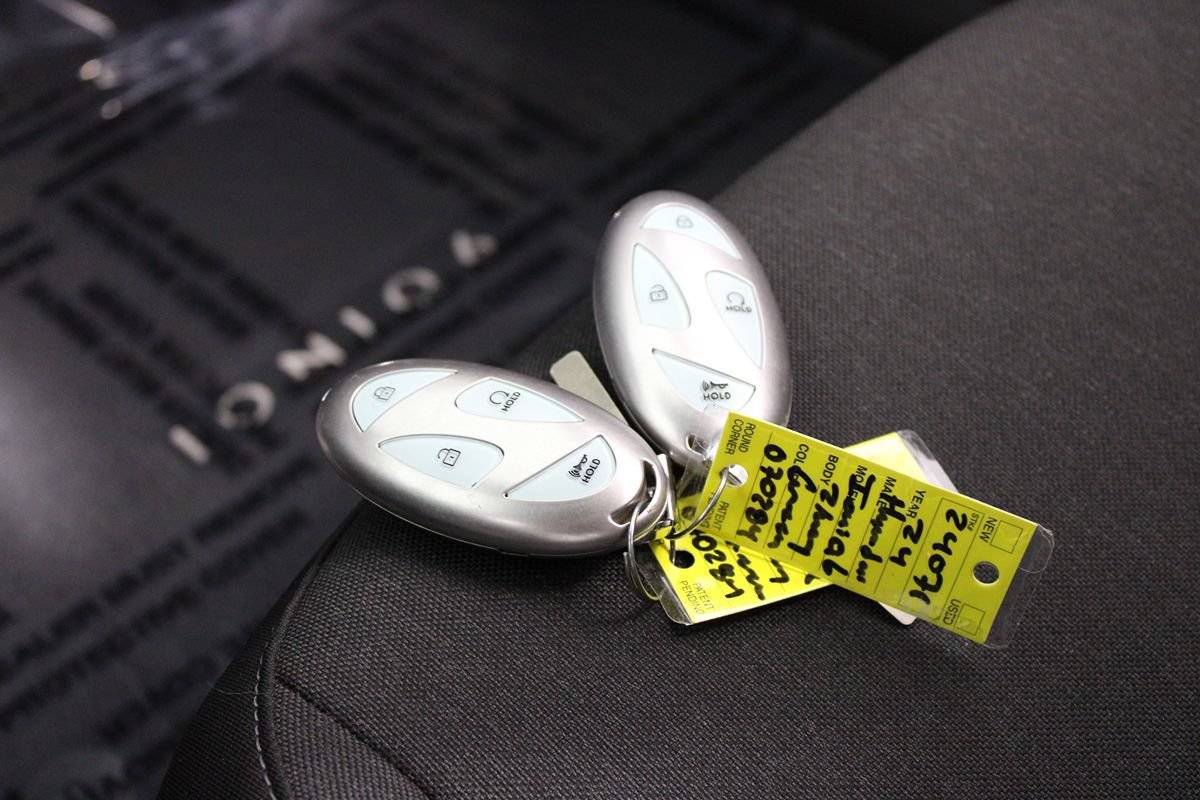 Used 2024 Hyundai Ioniq 6 Limited RWD image 18