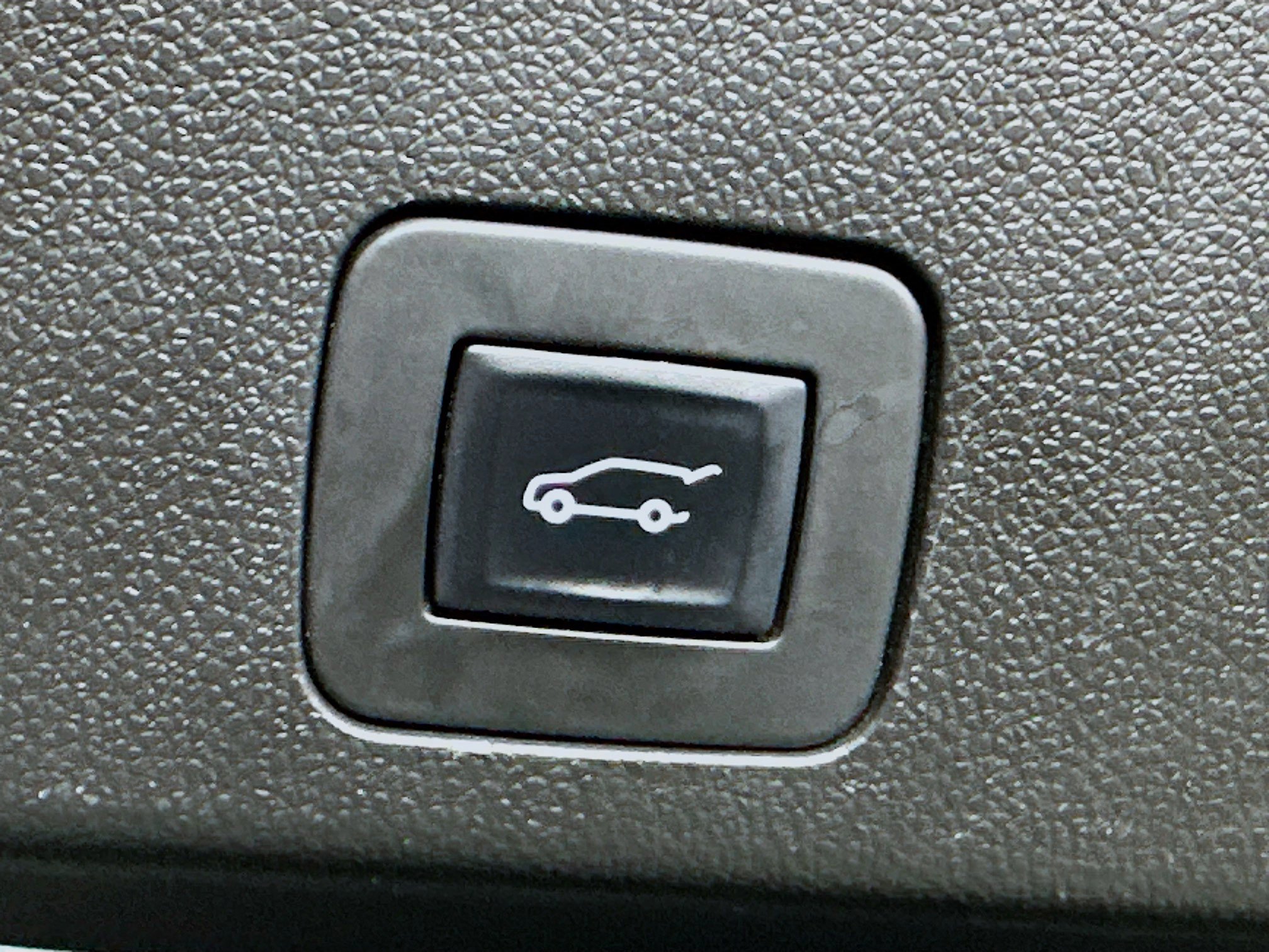 Used 2023 Buick Encore GX Select w/ Sport Touring Package image 27