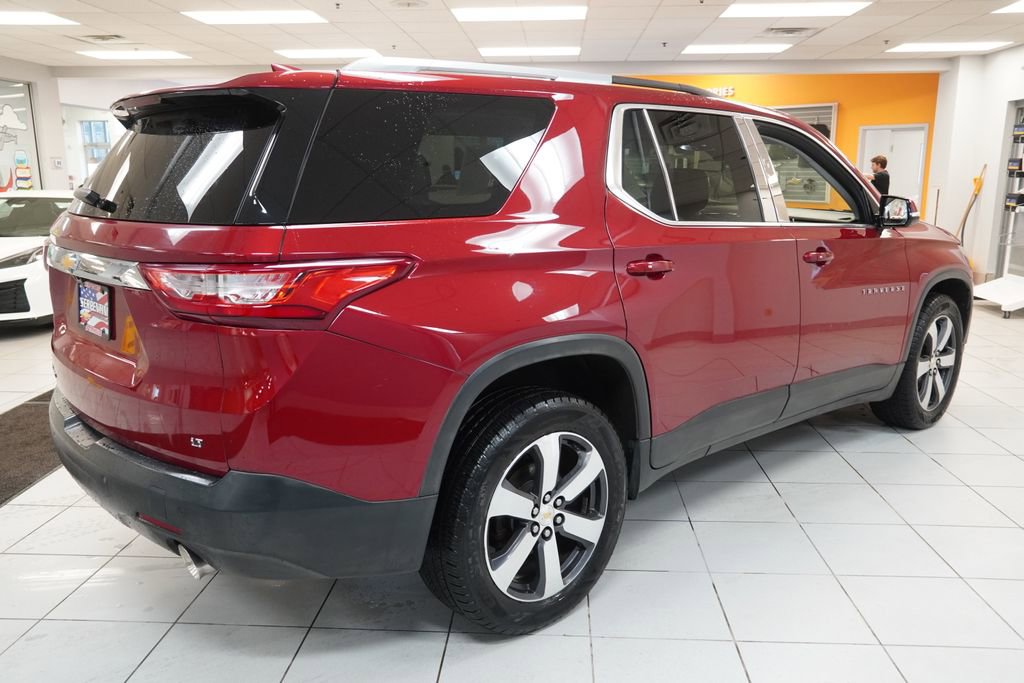 Used 2018 Chevrolet Traverse LT image 14