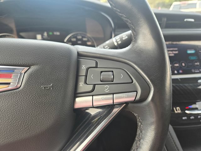 Used 2023 Cadillac XT6 Premium Luxury AWD/4WD image 24