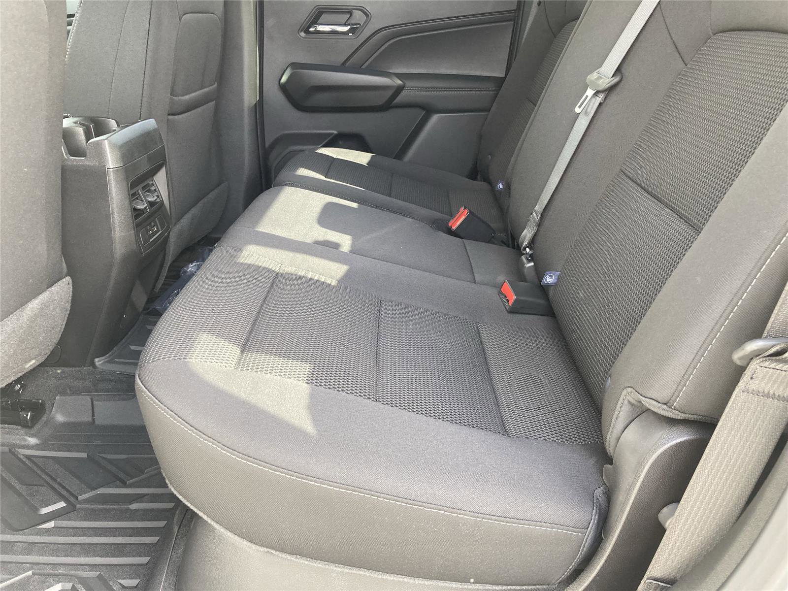 New 2026 GMC Canyon Elevation w/ Convenience Package image 17