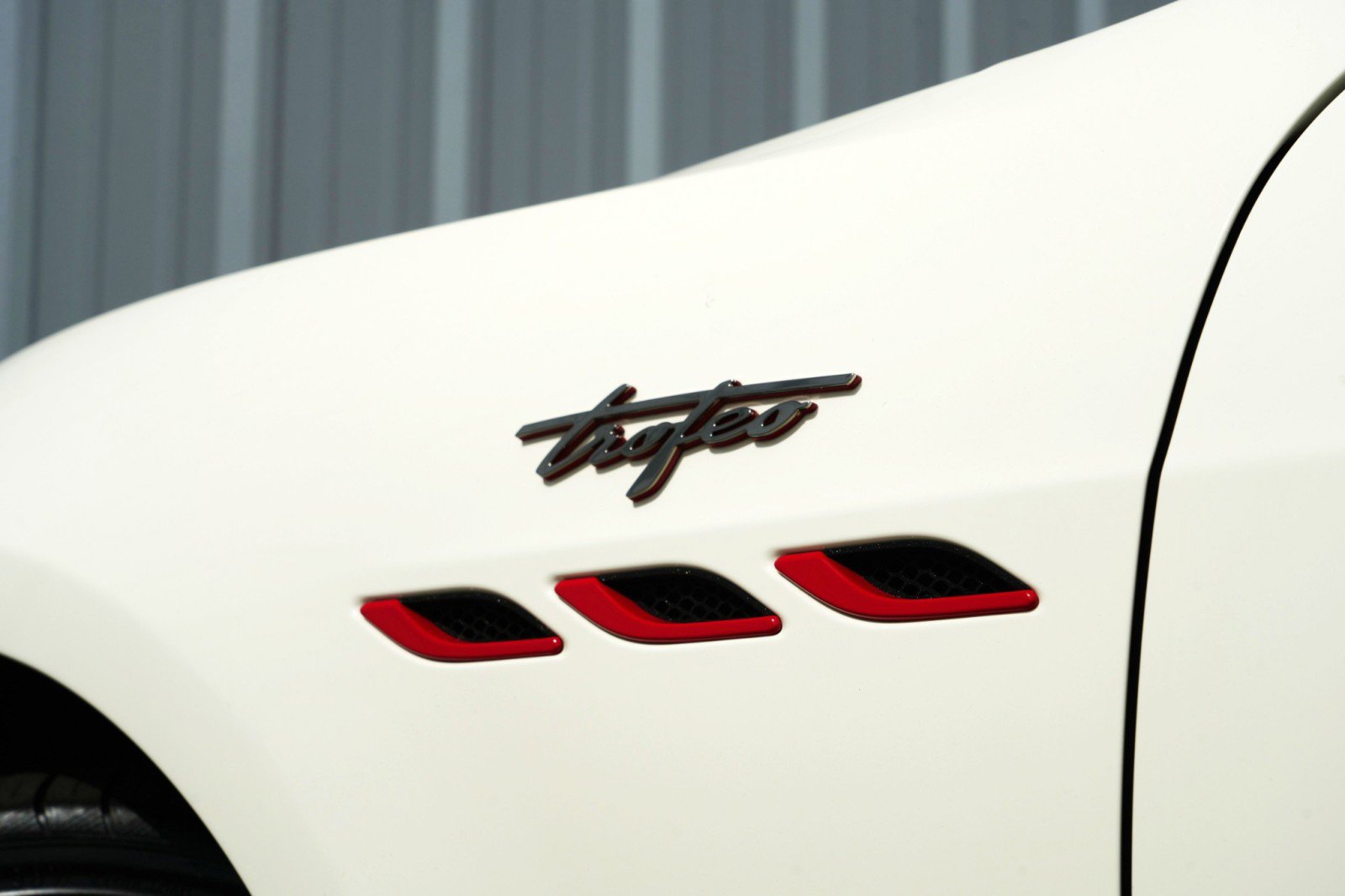 Used 2022 Maserati Ghibli Trofeo image 65