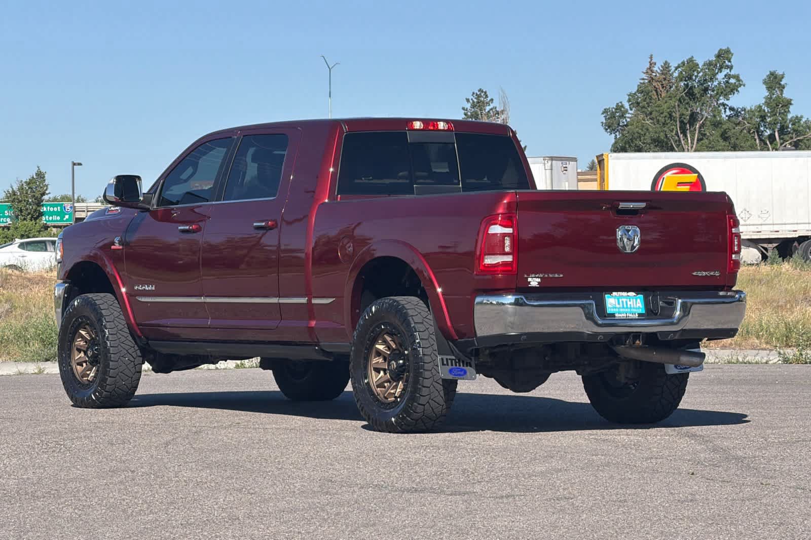Used 2022 RAM 2500 Limited AWD/4WD image 6