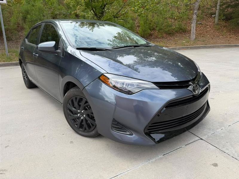 Used 2019 Toyota Corolla LE FWD image 1