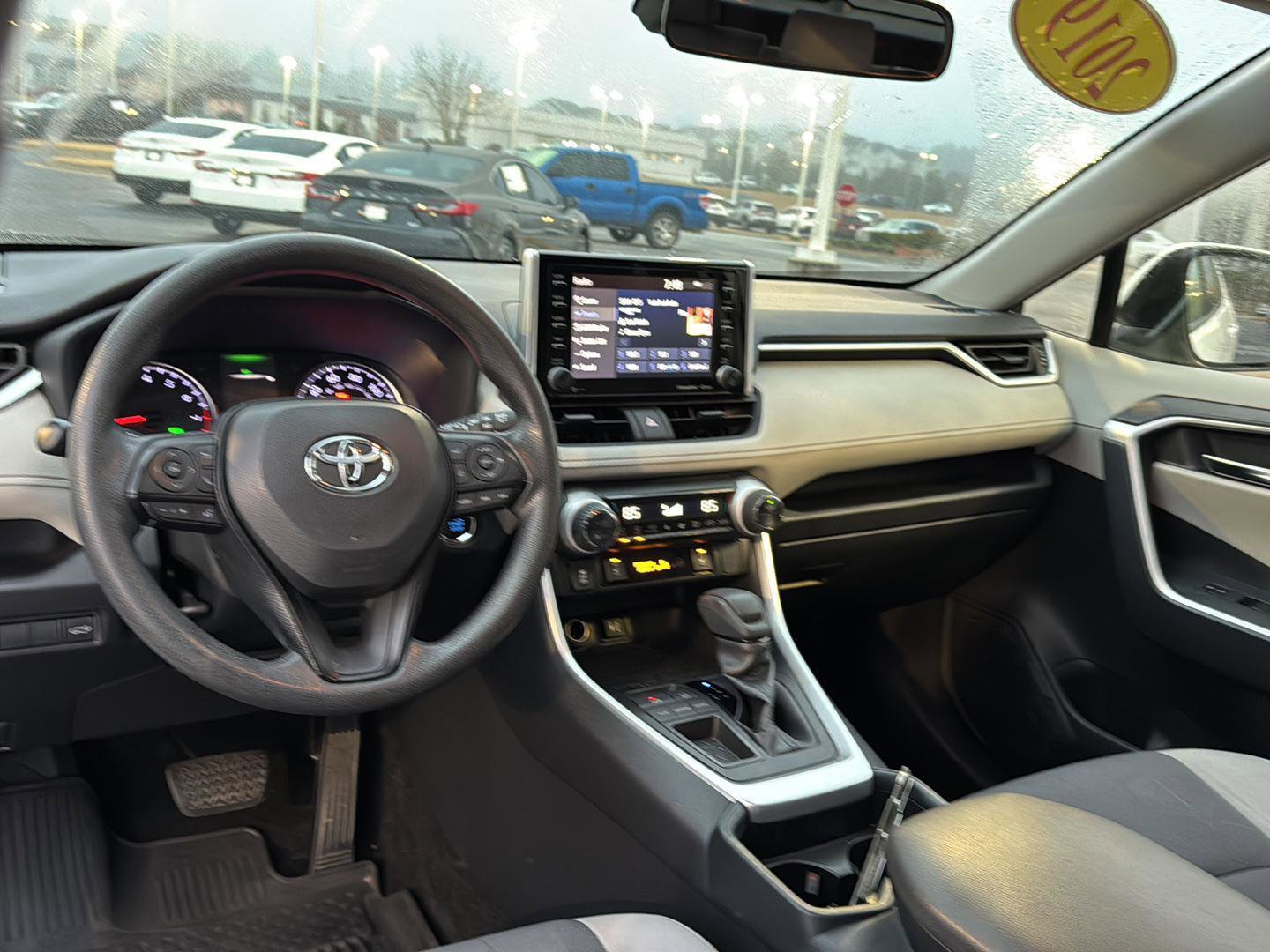 Used 2019 Toyota RAV4 XLE image 16