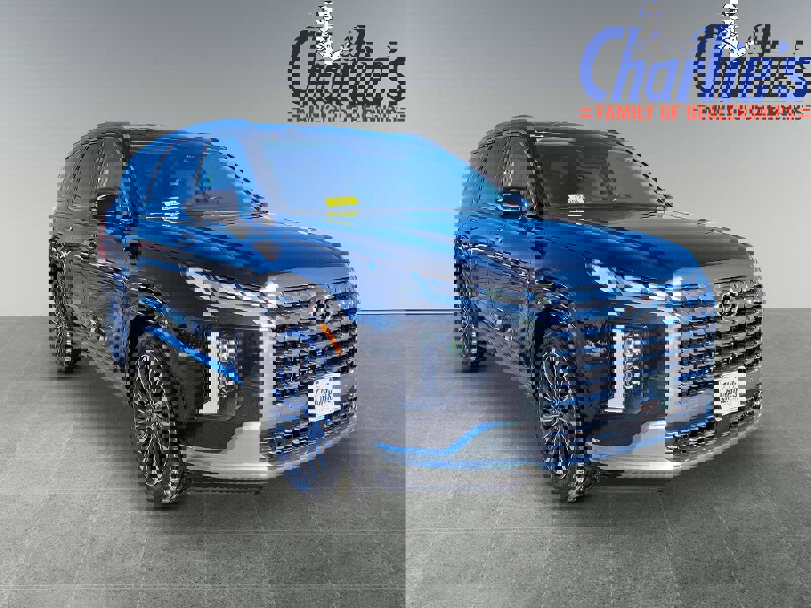 Used 2024 Hyundai Palisade Calligraphy image 3