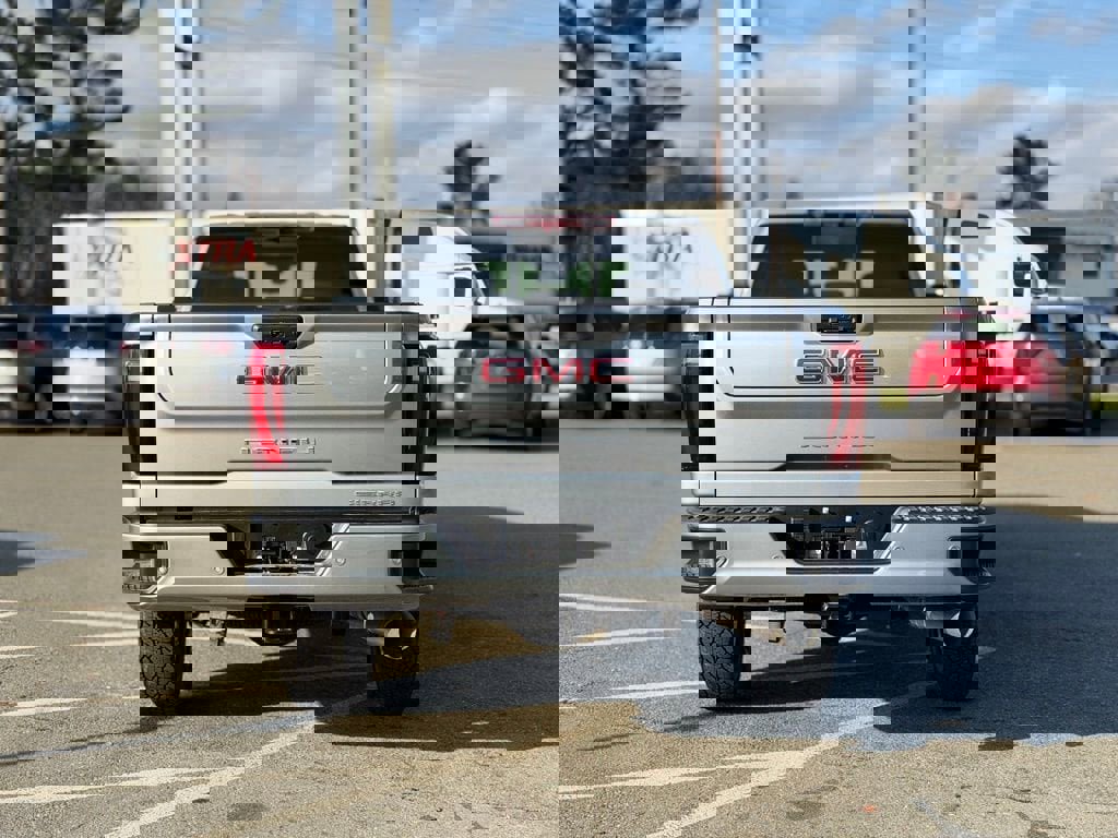 New 2026 GMC Sierra 2500 Denali w/ Denali Reserve Package image 5