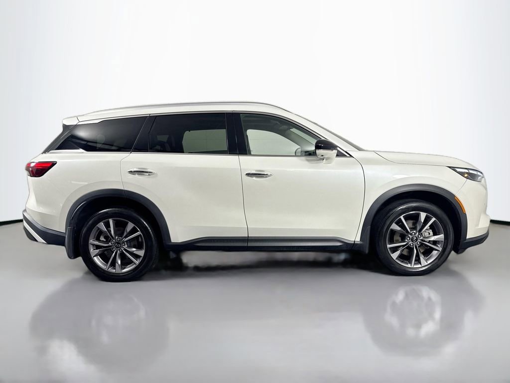 Used 2024 INFINITI QX60 Luxe AWD/4WD image 4