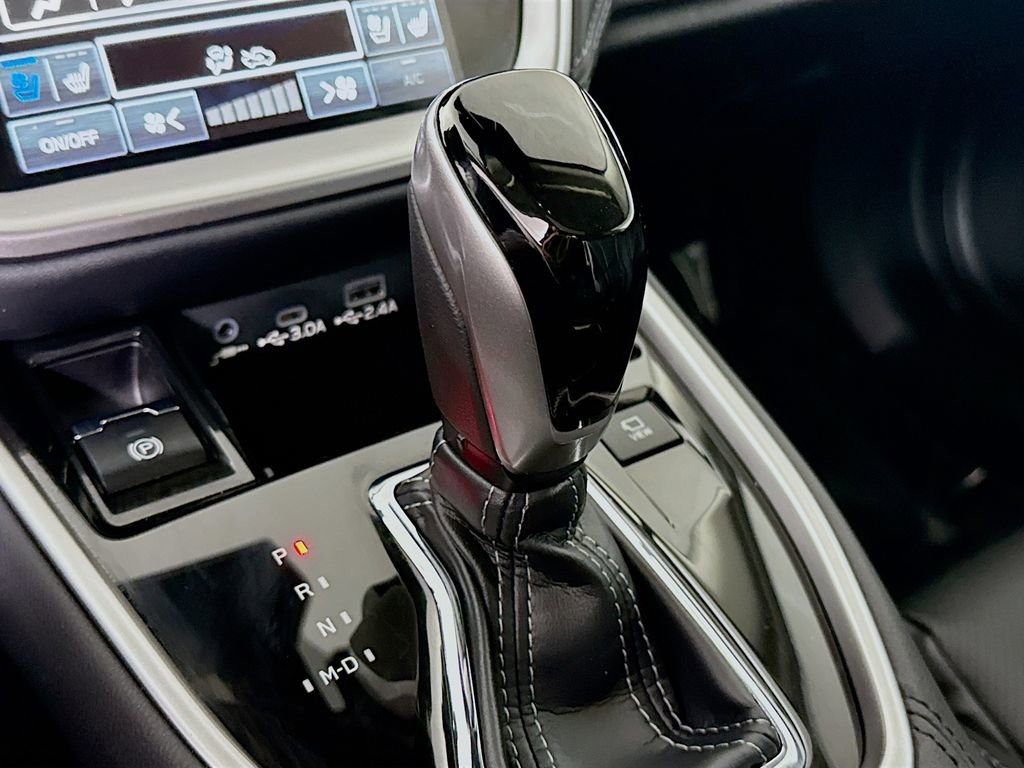 Certified 2025 Subaru Legacy Touring XT AWD/4WD image 11