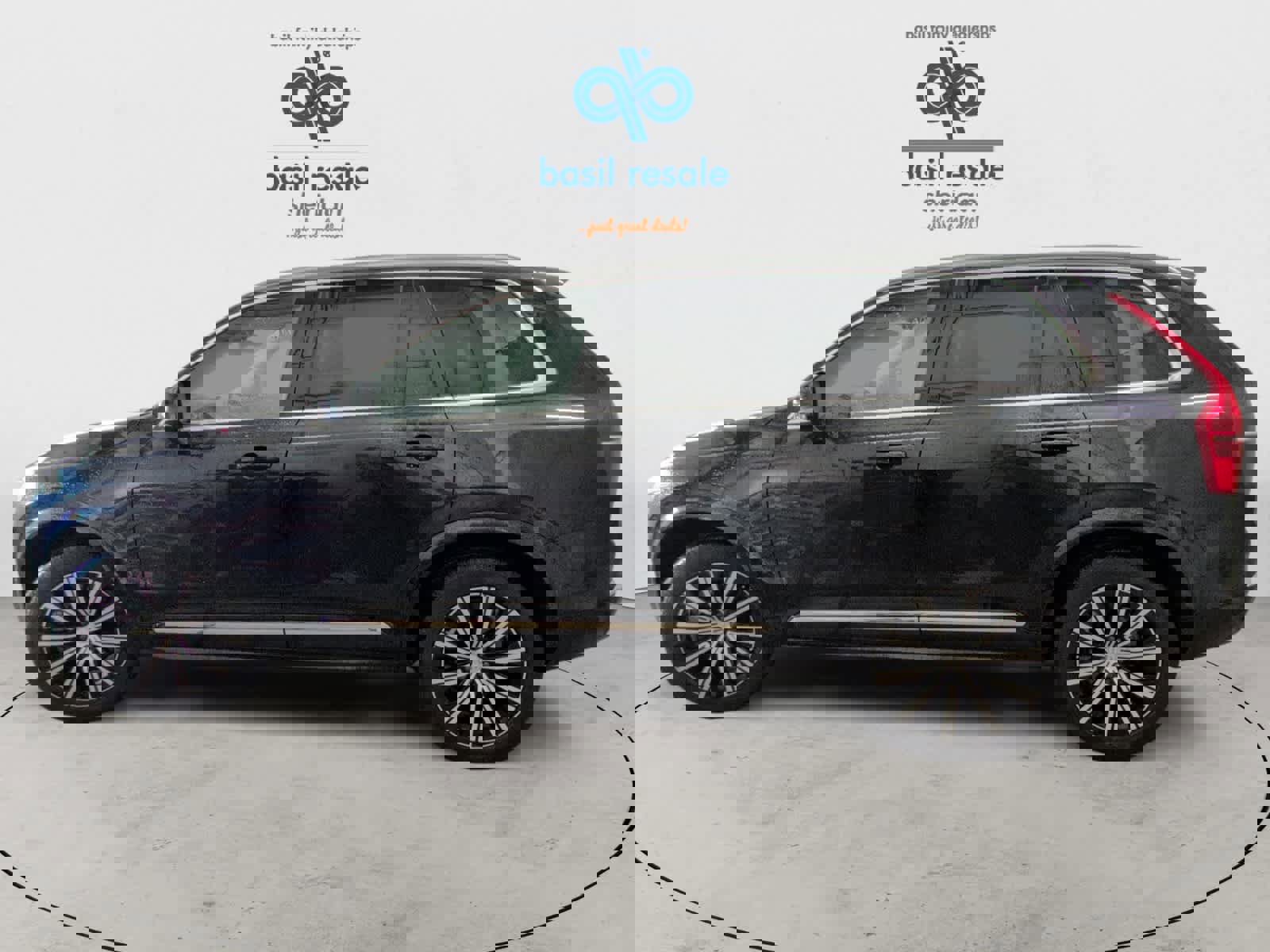 Used 2025 Volvo XC90 B6 Plus image 4