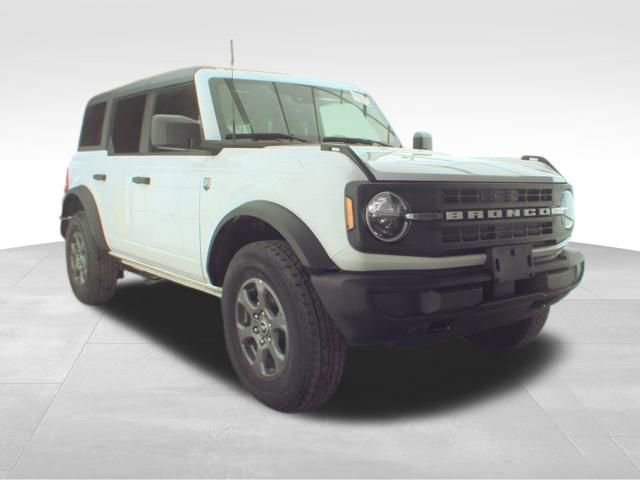 Used 2025 Ford Bronco Big Bend image 3