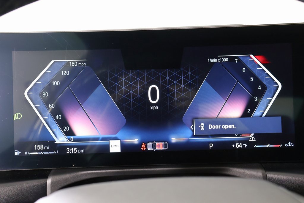 Used 2023 BMW 330i xDrive Sedan w/ Premium Package image 5