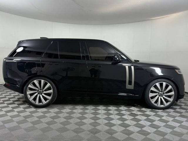 Certified 2023 Land Rover Range Rover SE image 9