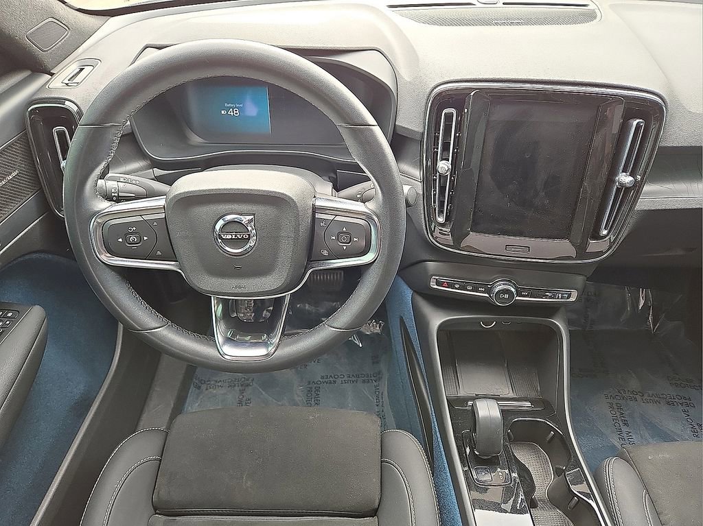 Used 2023 Volvo C40 P8 Recharge Ultimate image 20