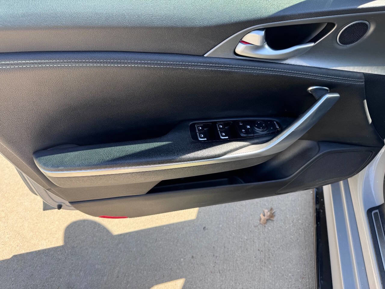 Used 2021 Kia Stinger GT image 19