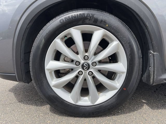 Used 2019 INFINITI QX50 Essential w/ Proactive Package AWD/4WD image 19