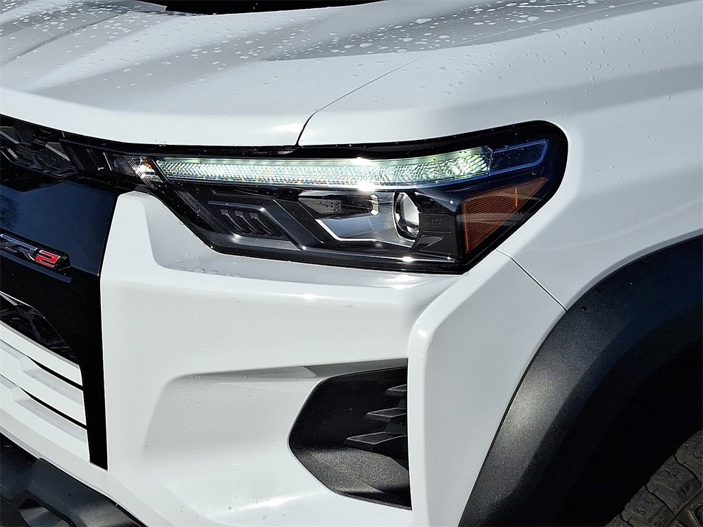 Used 2023 Chevrolet Colorado ZR2 w/ ZR2 Convenience Package III image 9