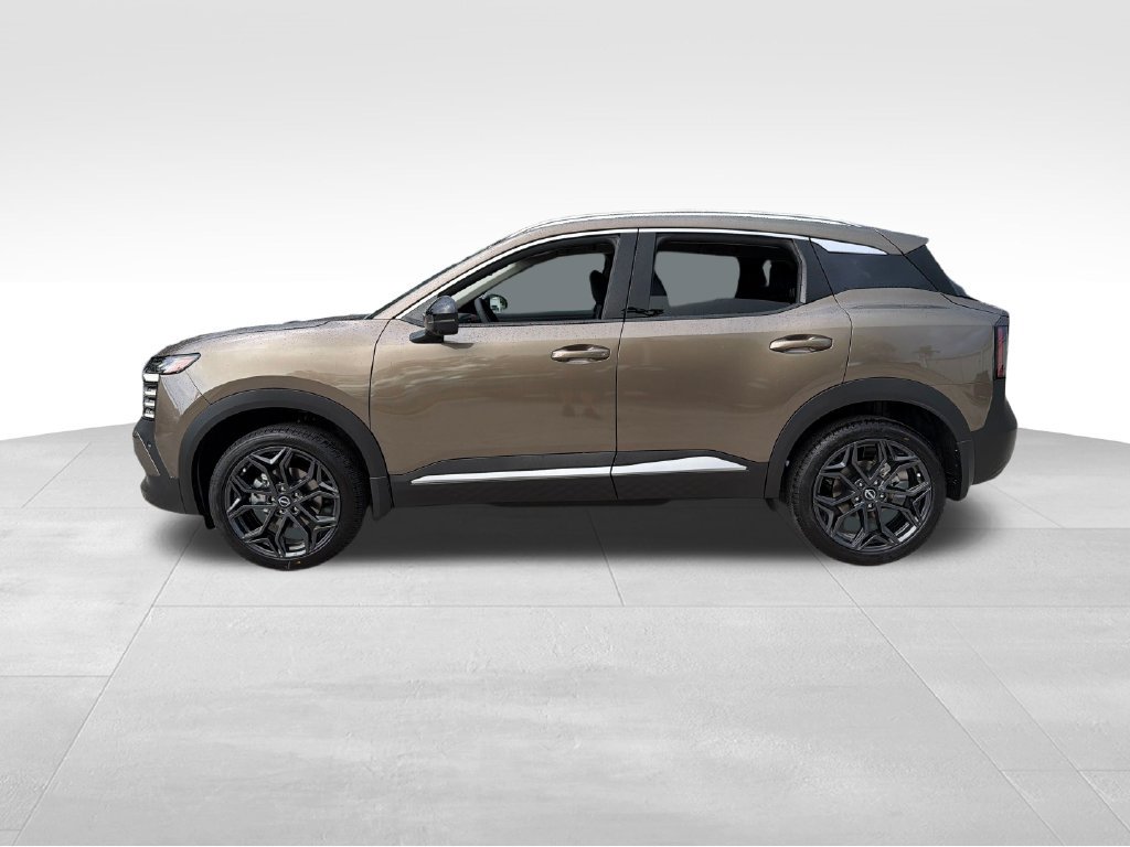 New 2027 Nissan Kicks SR FWD image 4