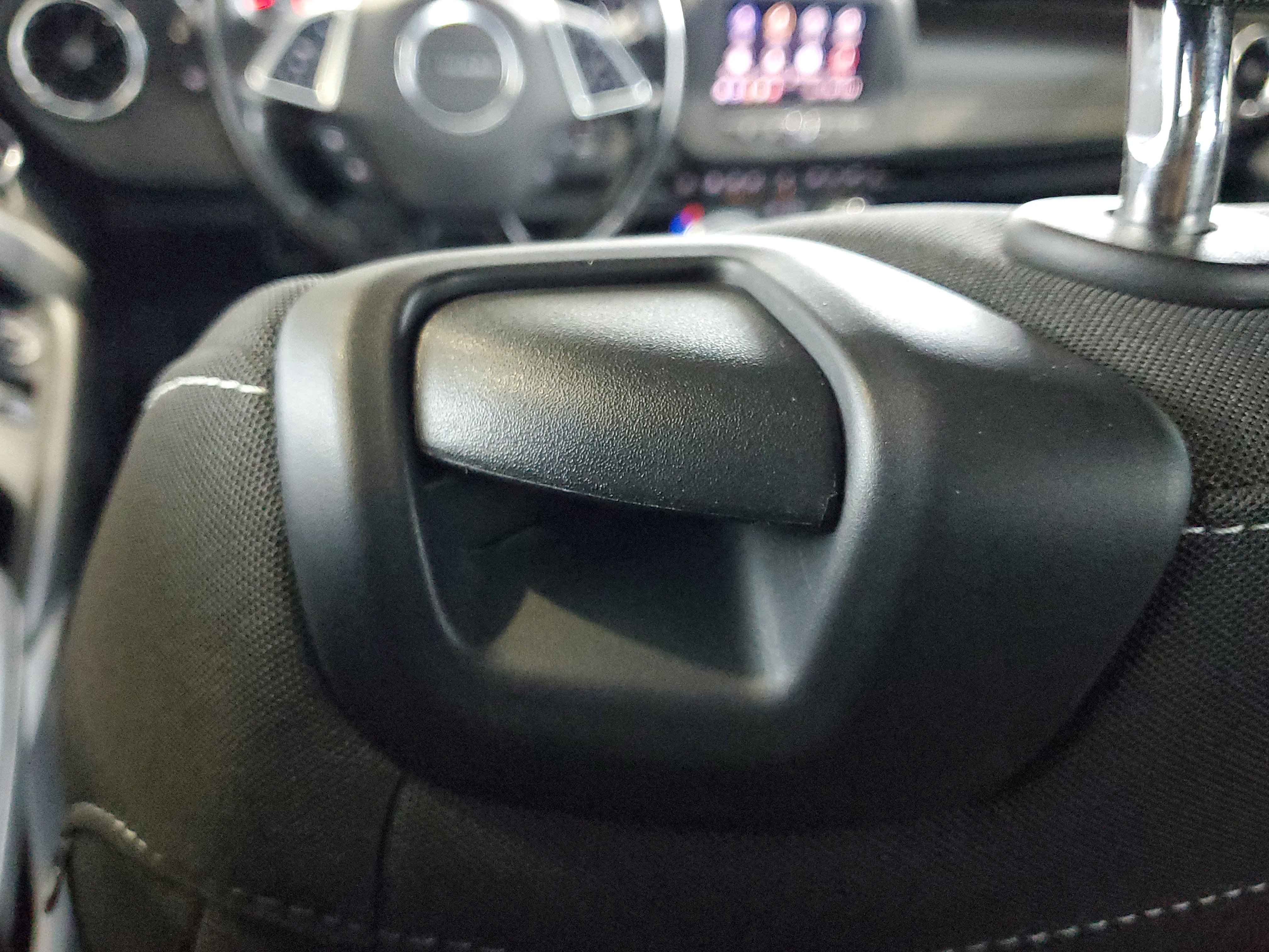 Used 2022 Chevrolet Camaro LS RWD image 11