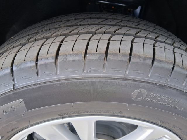 New 2026 Cadillac XT5 Luxury image 24