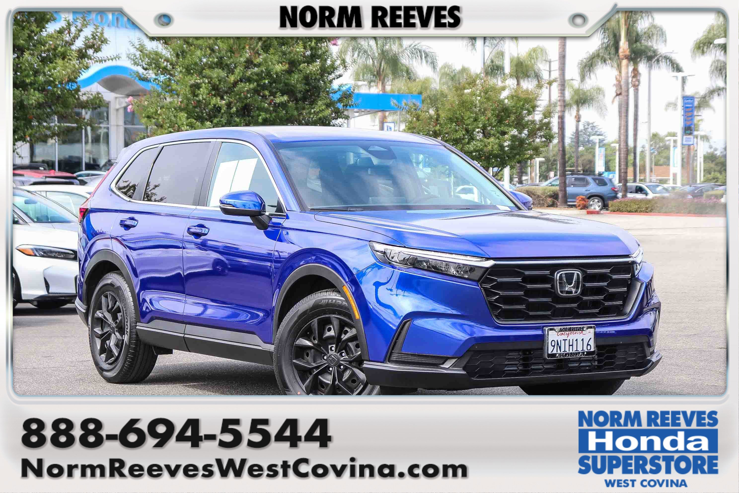 Used 2025 Honda CR-V LX image 1