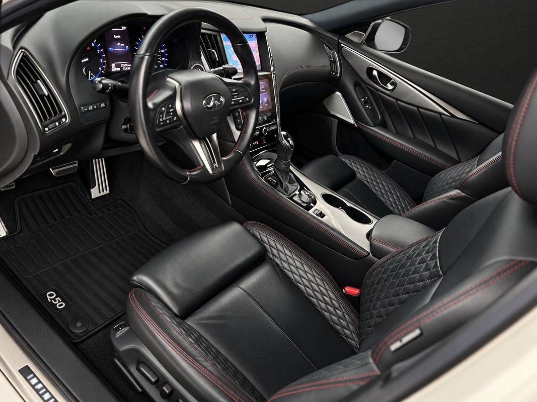 Used 2018 INFINITI Q50 Red Sport 400 AWD/4WD image 17