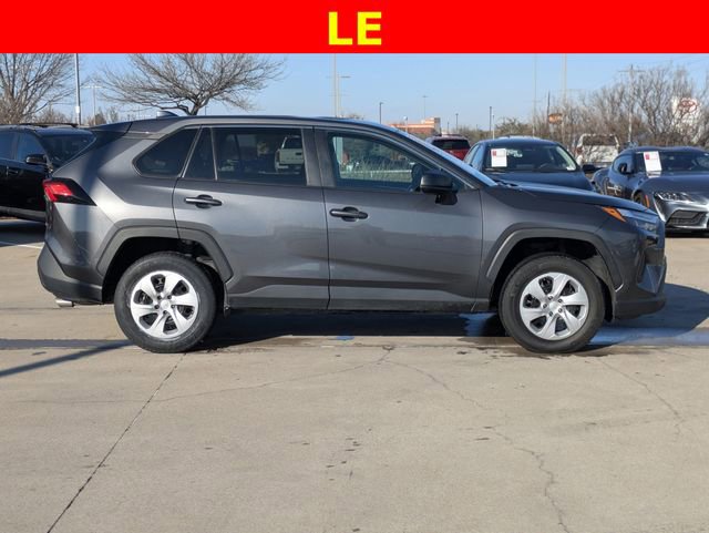 Used 2024 Toyota RAV4 LE image 4