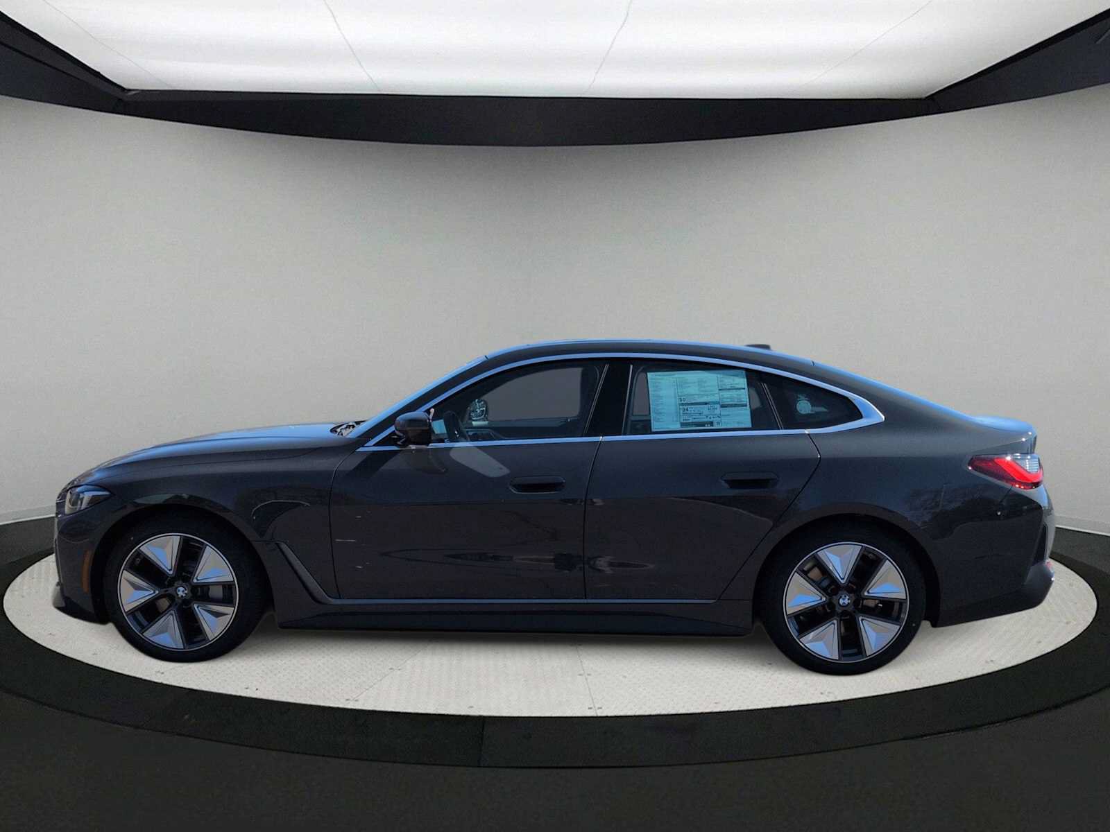 Used 2026 BMW i4 xDrive40i w/ Premium Package AWD/4WD image 5