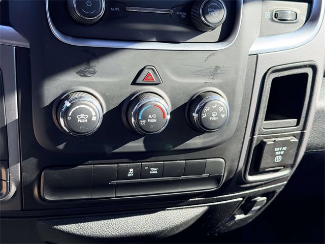 Used 2023 RAM 1500 Classic SLT image 21