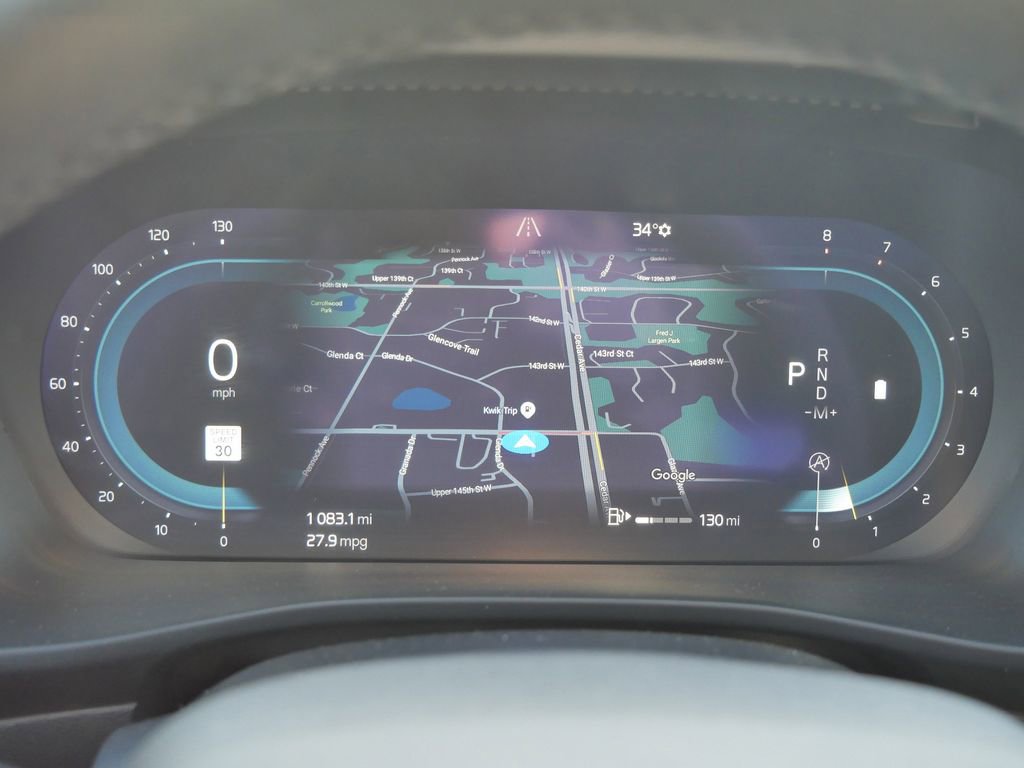 Used 2024 Volvo XC40 B5 Core image 50