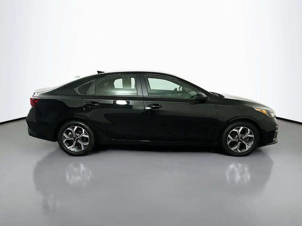 Used 2021 Kia Forte LXS image 8